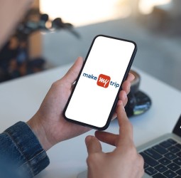 MakeMyTrip: Your Ultimate Travel Companion for Flights, Hotels & Holidays